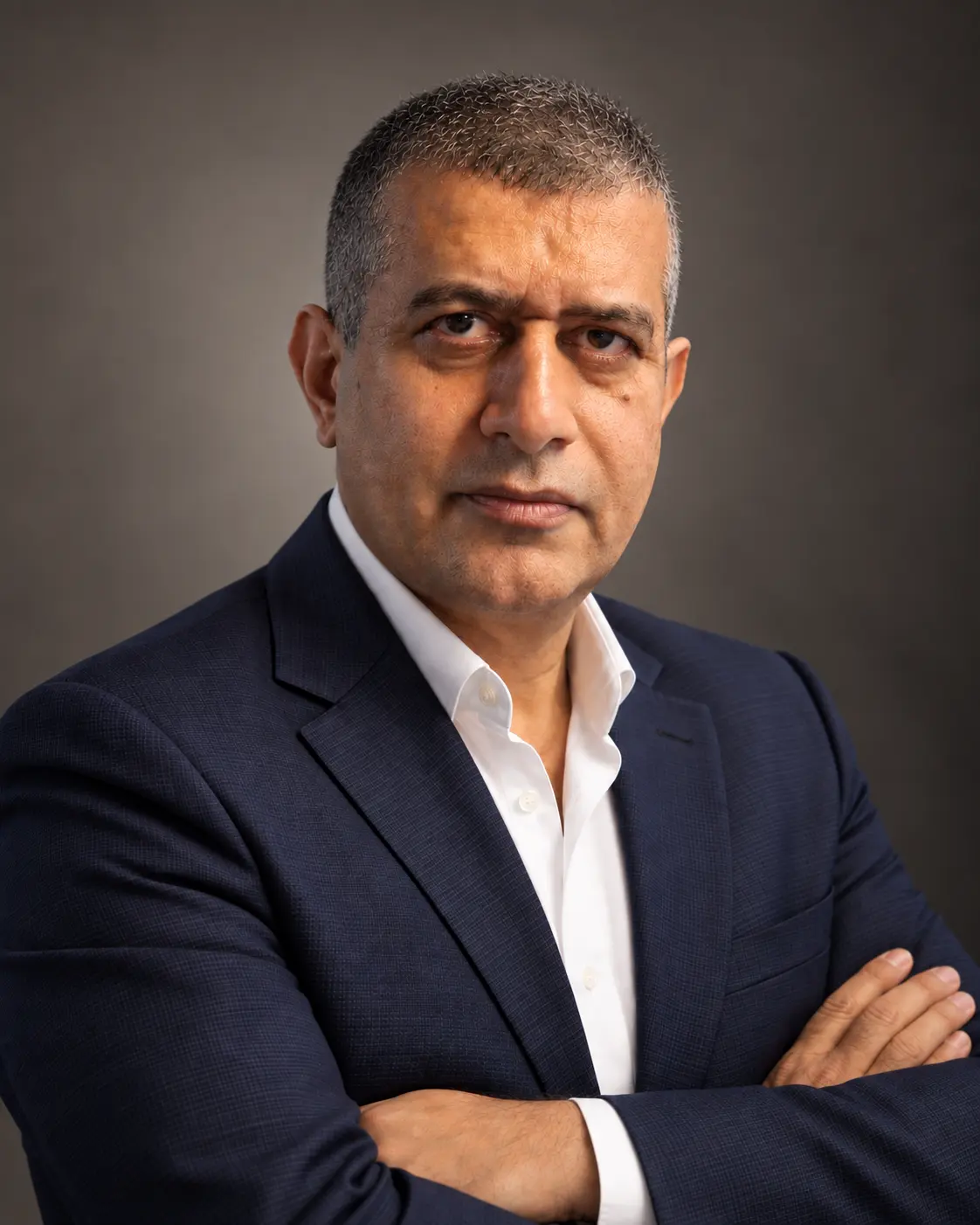 برد الکترونیک در حال تعمیر